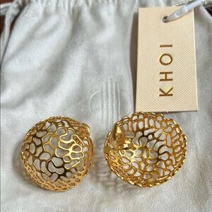 New KHOI Jewelry- KYLA Earrings CLIP ON - Gold Filigree Earrings